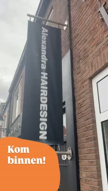 Alexandra Hairdesign in het stadshart van Leerdam. Al ruim 40 jaar een begrip in de stad! Check de website voor de openingstijden.
#stadshartleerdam #ondernemersstadshartleerdam #kappers #alexandrahairdesign