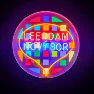 Glasornament met neon